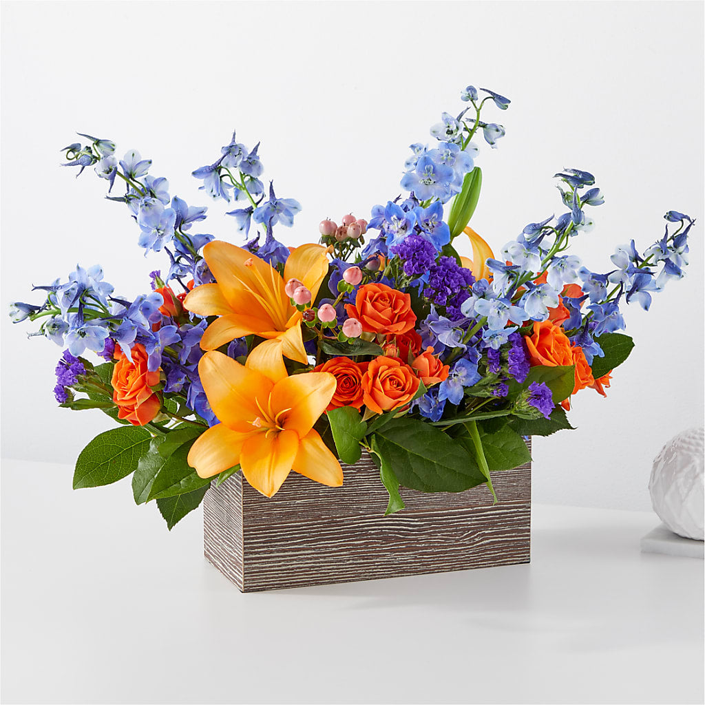 Radiant Citrus Box Bouquet – VERN'S SHARONVILLE FLORIST, Cincinnati OH