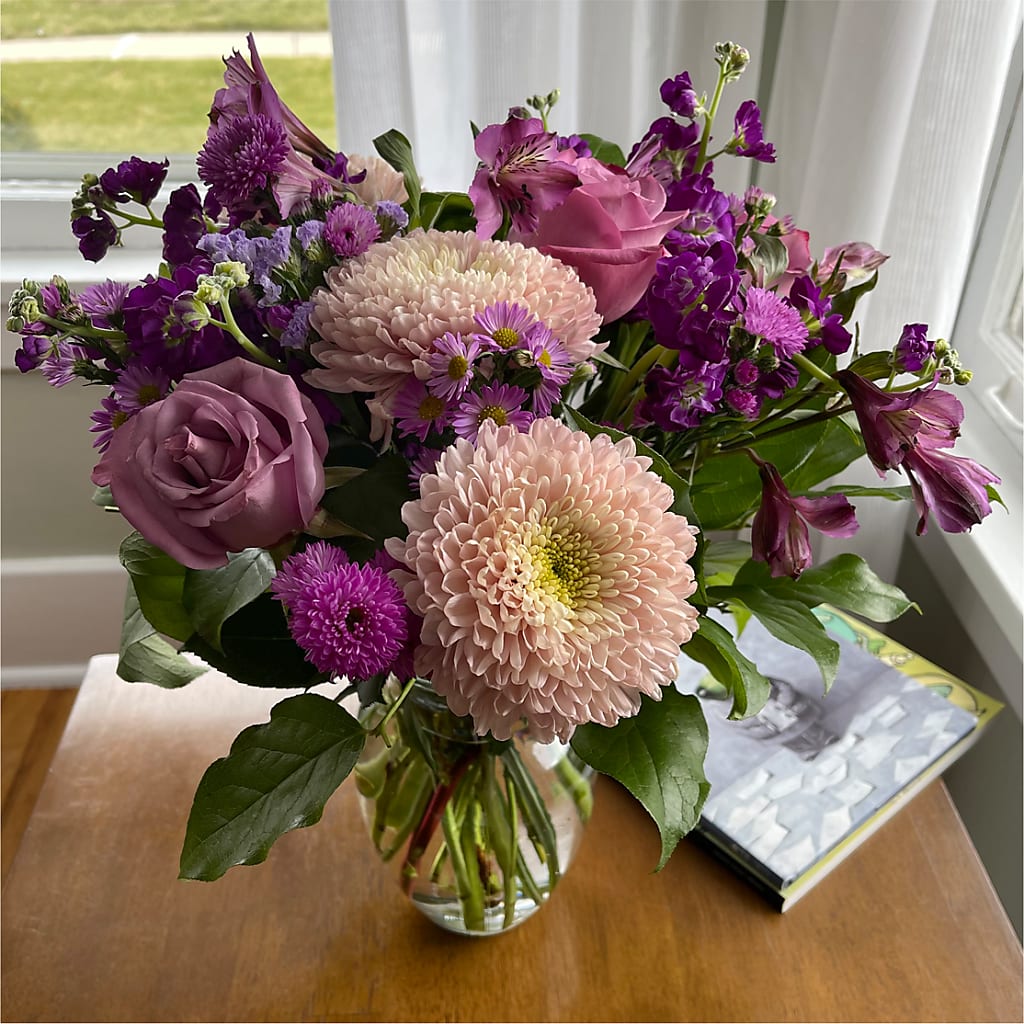 Ultraviolet Bouquet – VERN'S SHARONVILLE FLORIST, Cincinnati OH