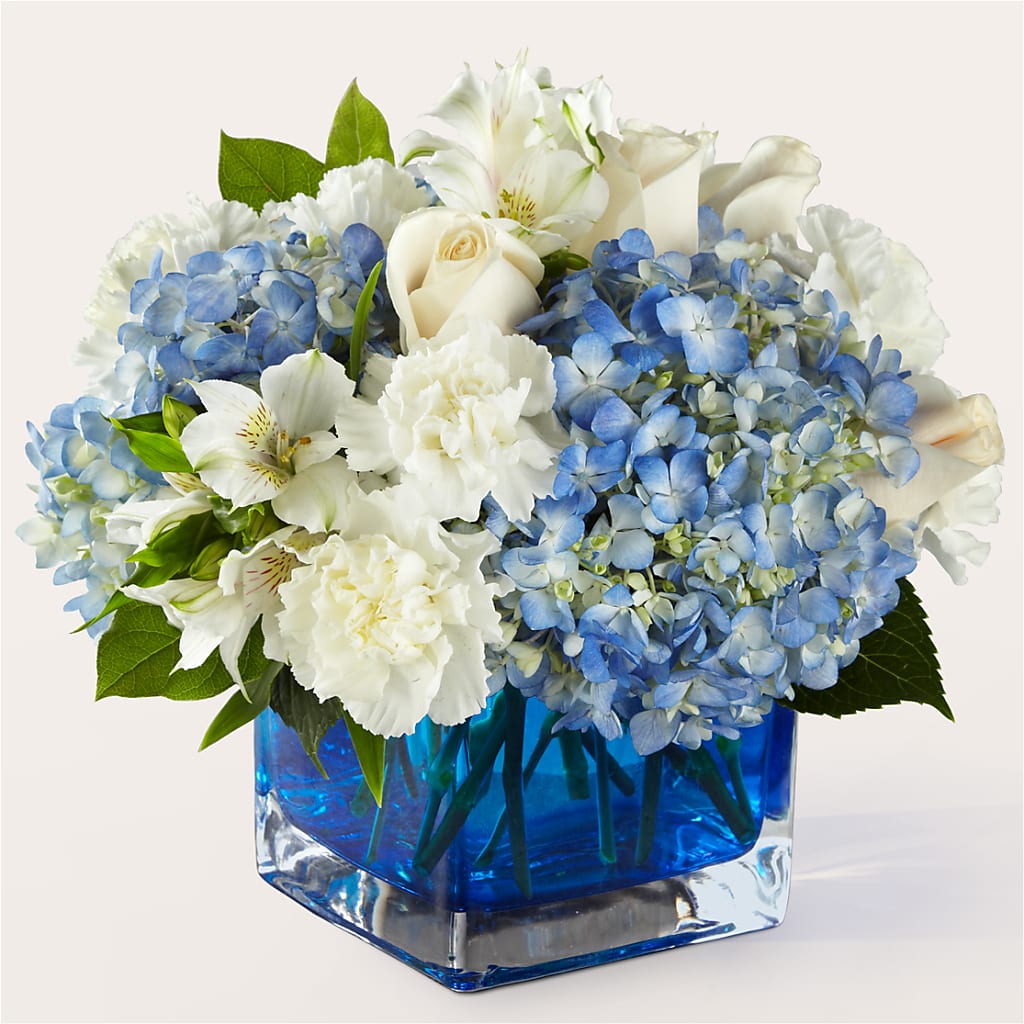 Soothing Waters Bouquet – VERN'S SHARONVILLE FLORIST, Cincinnati OH