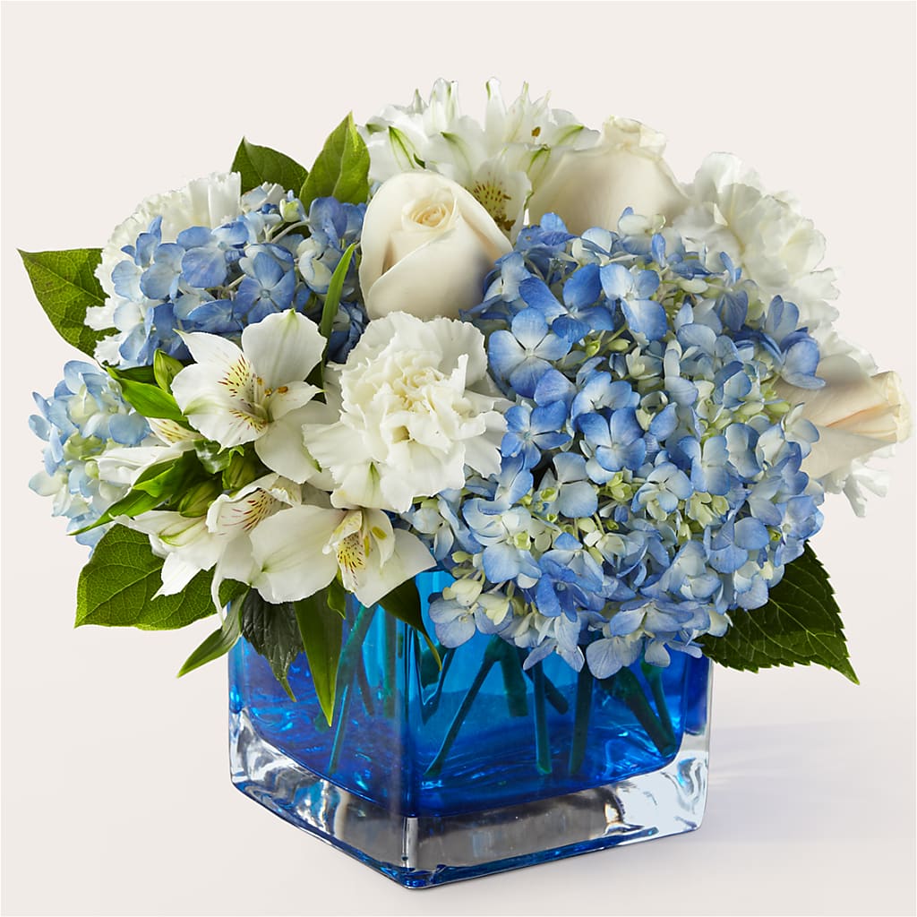 Soothing Waters Bouquet – VERN'S SHARONVILLE FLORIST, Cincinnati OH