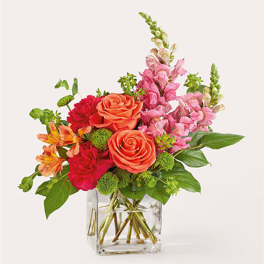 Cosmopolitan Bouquet – VERN'S SHARONVILLE FLORIST, Cincinnati OH