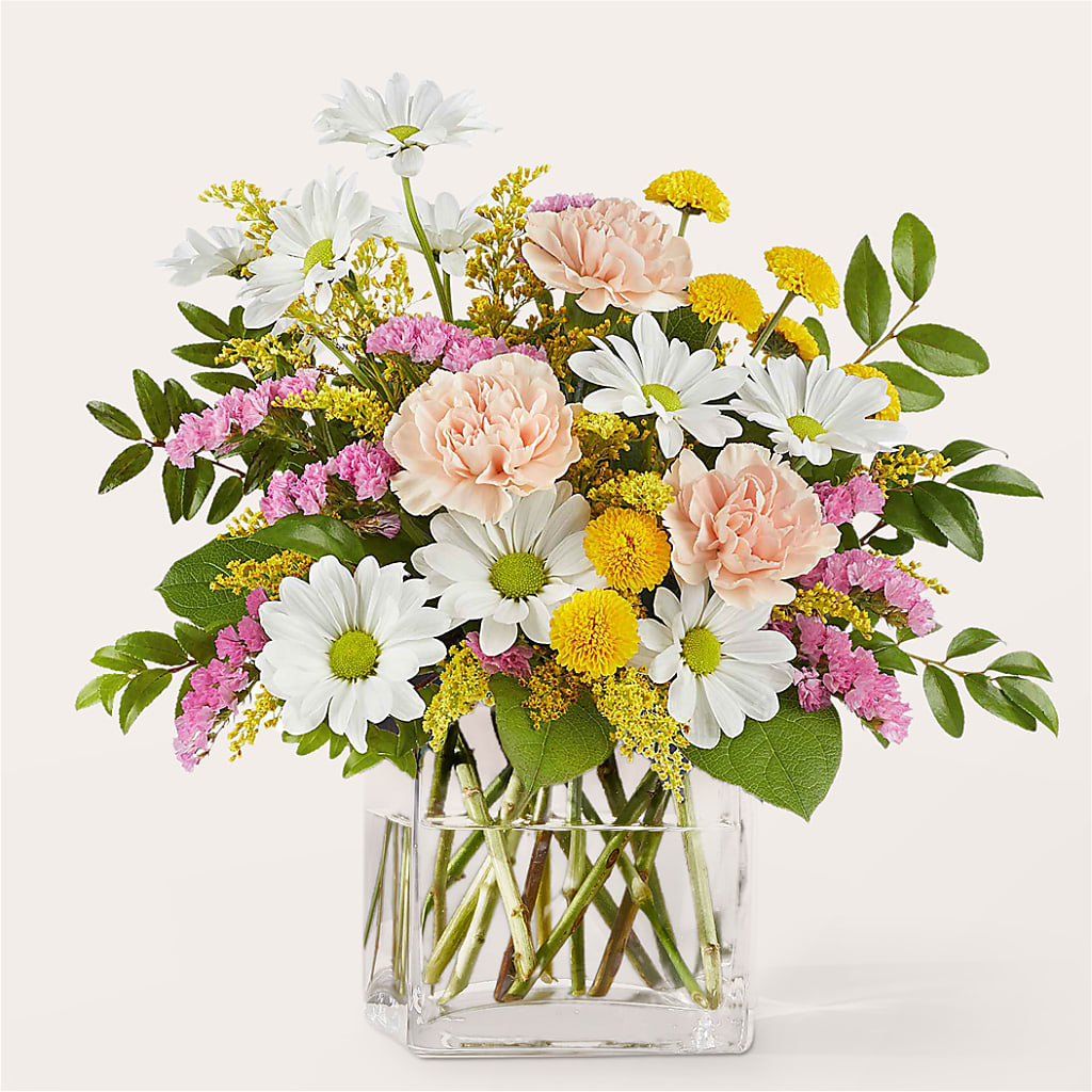 Country Cottage Bouquet – VERN'S SHARONVILLE FLORIST, Cincinnati OH