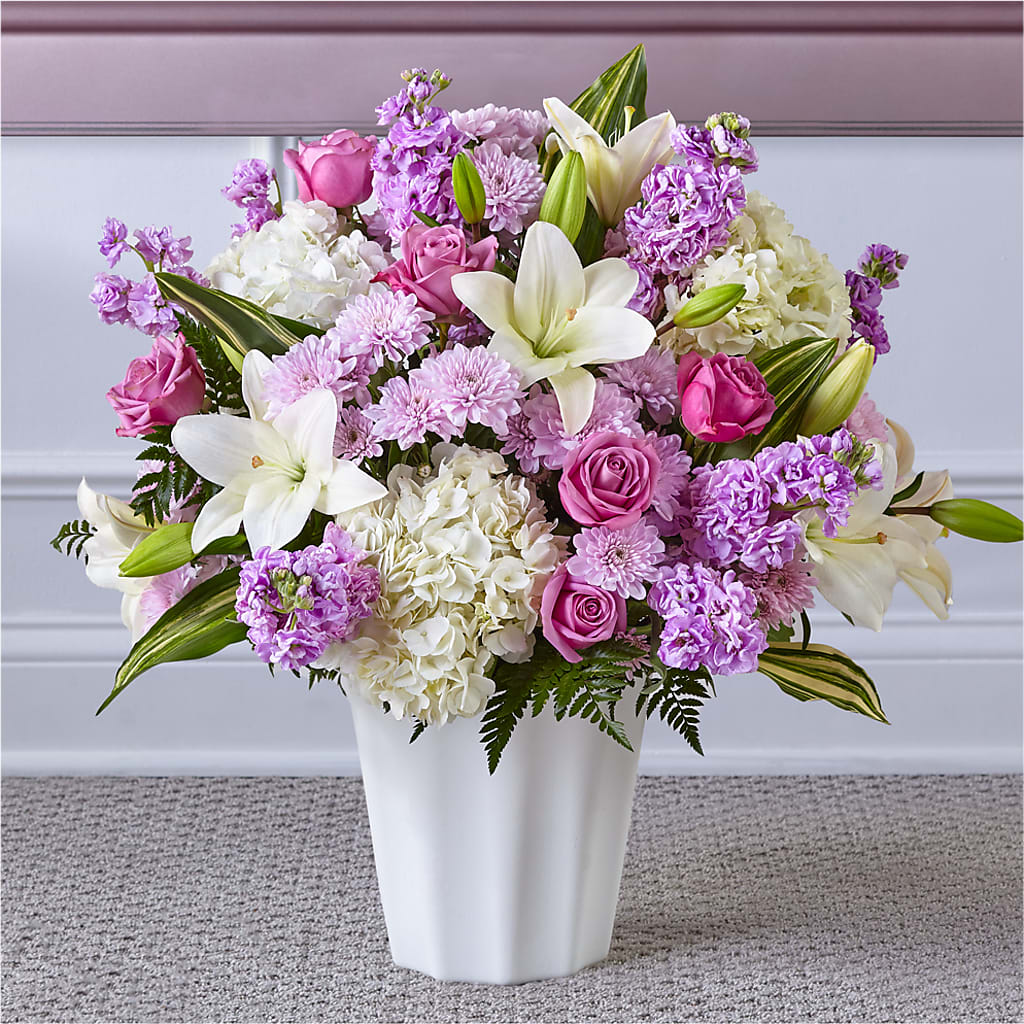Heaven Sent Floor Basket – VERN'S SHARONVILLE FLORIST, Cincinnati OH
