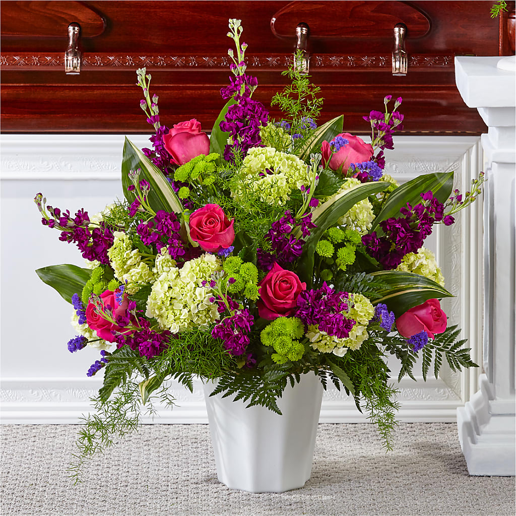 Beautiful Horizons Floor Basket – VERN'S SHARONVILLE FLORIST, Cincinnati OH