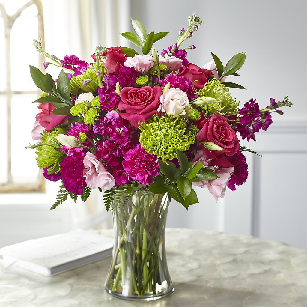 Everlasting Embrace Bouquet – VERN'S SHARONVILLE FLORIST, Cincinnati OH