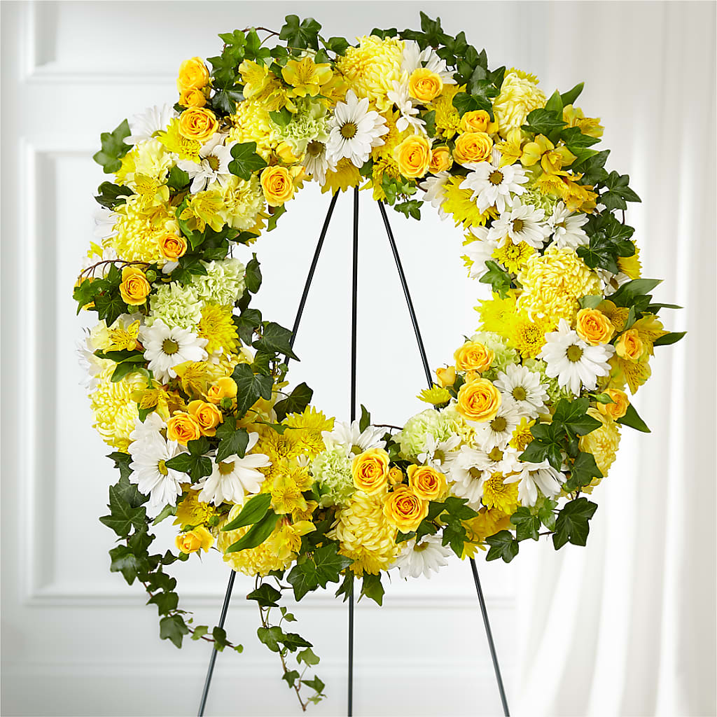 Golden Remembrance Wreath – VERN'S SHARONVILLE FLORIST, Cincinnati OH