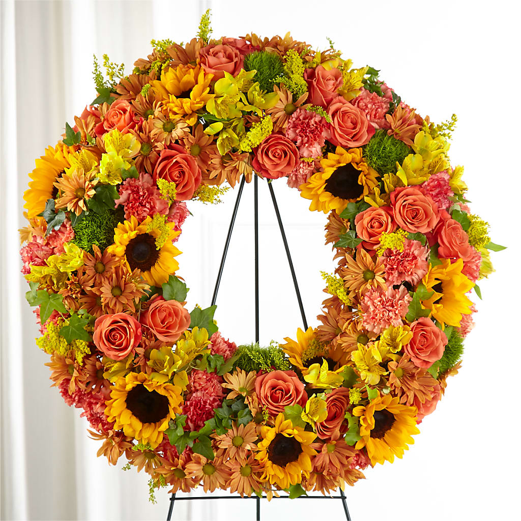 Autumnal Memories Wreath (Standard) – VERN'S SHARONVILLE FLORIST, Cincinnati OH