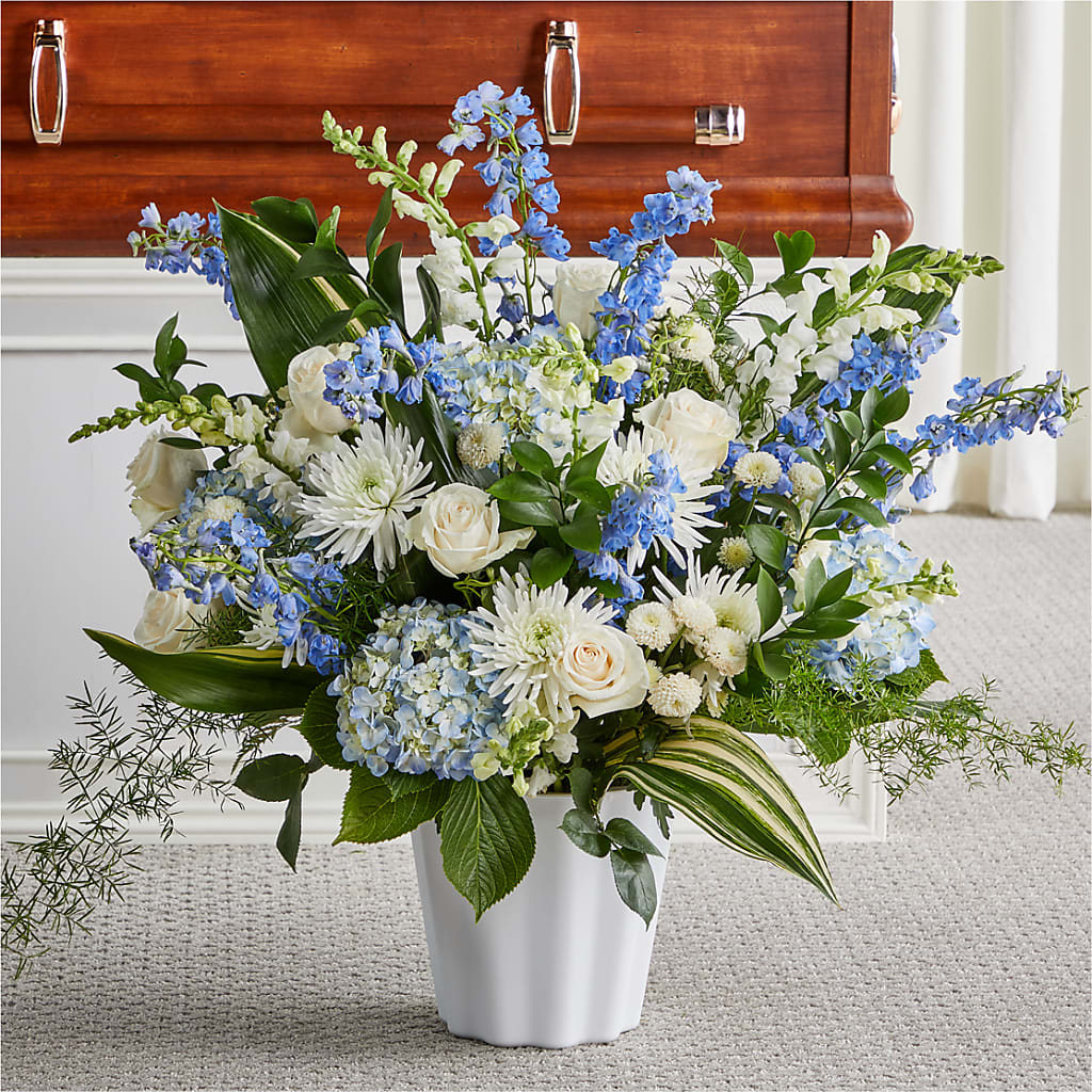 Everlasting Memories Floor Basket – VERN'S SHARONVILLE FLORIST, Cincinnati OH