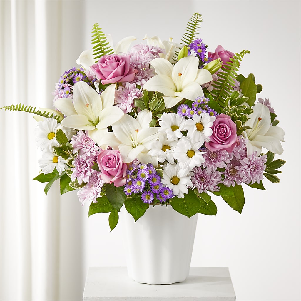 Warmest Thoughts Tabletop Basket – VERN'S SHARONVILLE FLORIST, Cincinnati OH