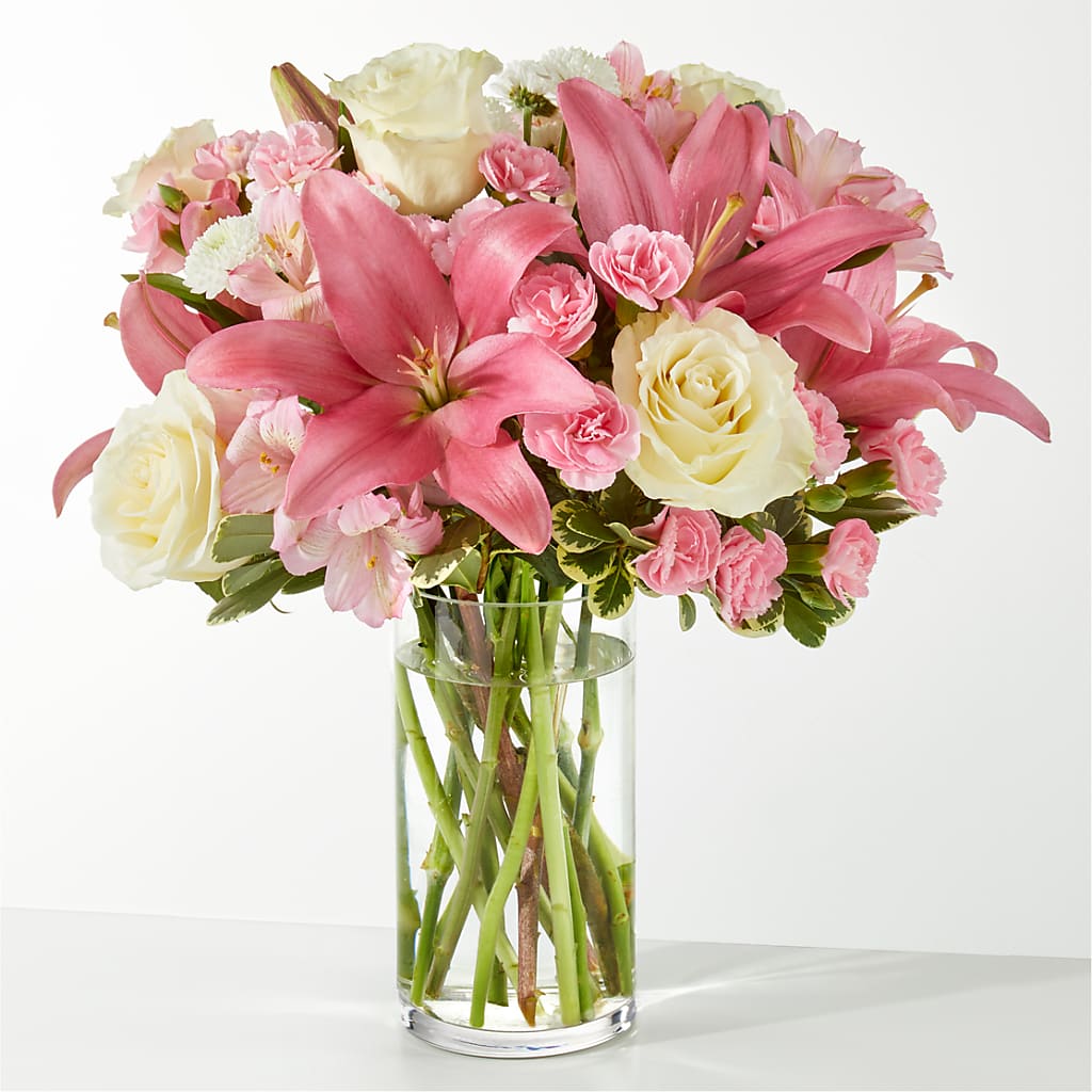 Piece of Cake Bouquet – VERN'S SHARONVILLE FLORIST, Cincinnati OH