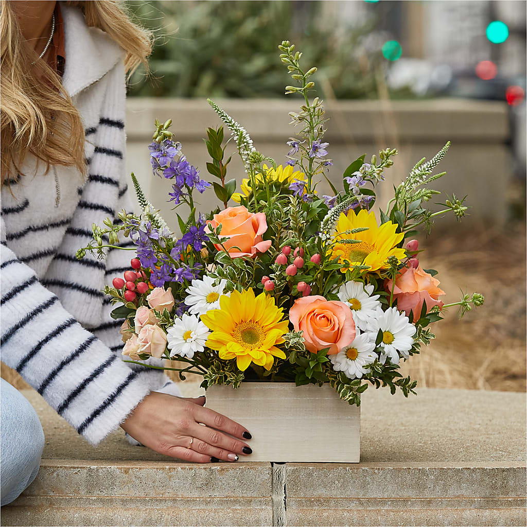 The Good Life Bouquet – VERN'S SHARONVILLE FLORIST, Cincinnati OH