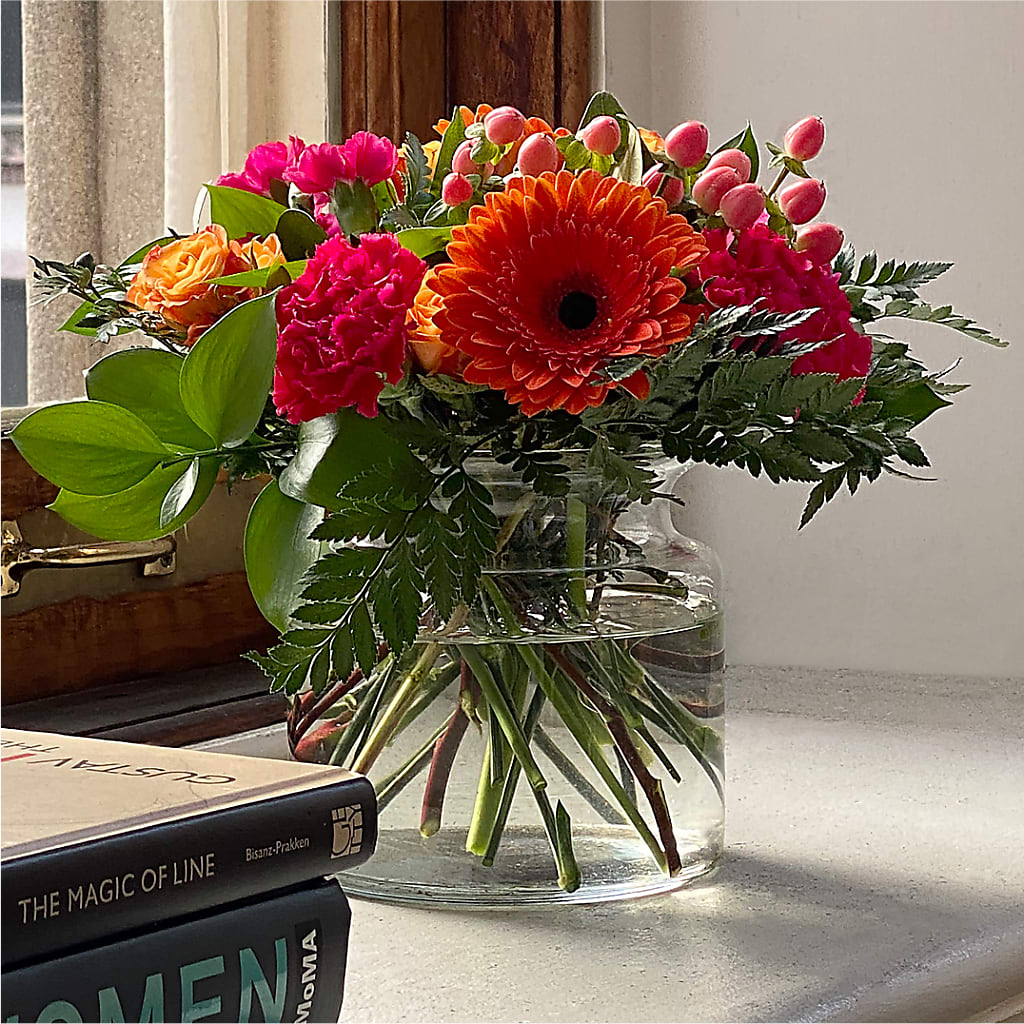 Fiesta Bouquet – VERN'S SHARONVILLE FLORIST, Cincinnati OH