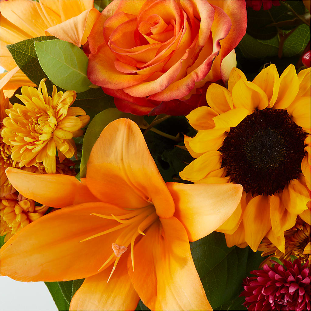 Grateful Centerpiece – VERN'S SHARONVILLE FLORIST, Cincinnati OH