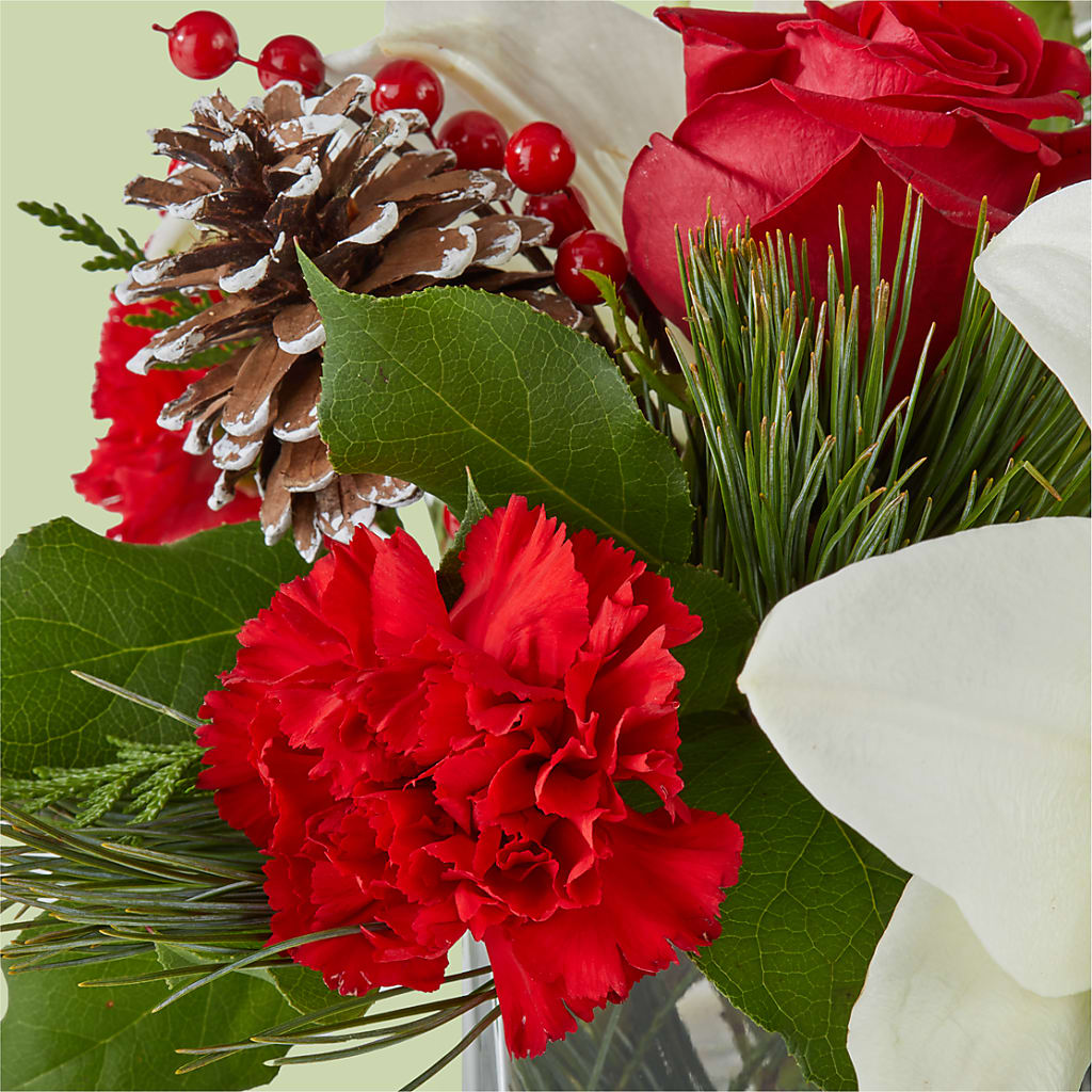 Glistening Icicles Bouquet – VERN'S SHARONVILLE FLORIST, Cincinnati OH