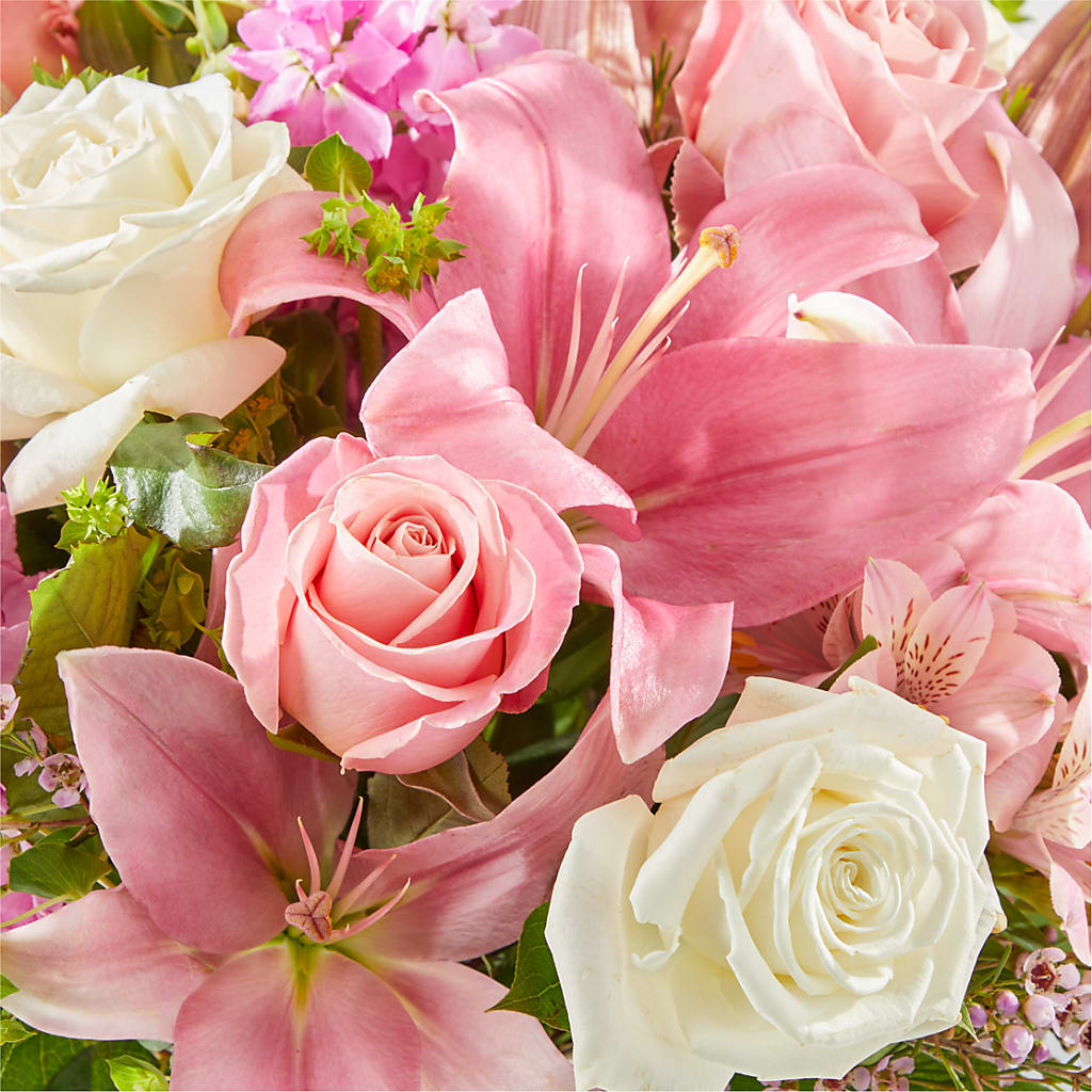 Ethereal Beauty Bouquet – VERN'S SHARONVILLE FLORIST, Cincinnati OH