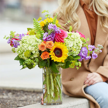 Vibrant Greetings Bouquet – VERN'S SHARONVILLE FLORIST, Cincinnati OH