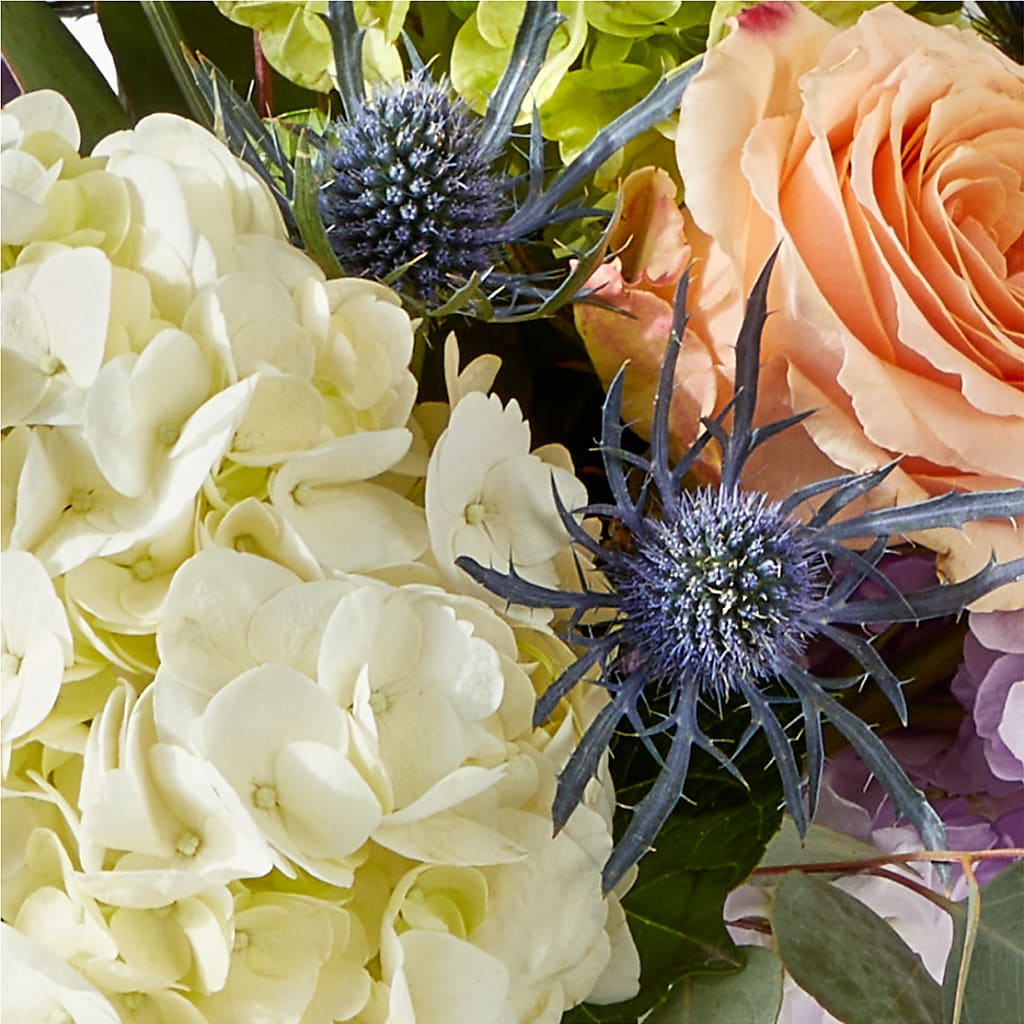 Porch Swing Bouquet – VERN'S SHARONVILLE FLORIST, Cincinnati OH