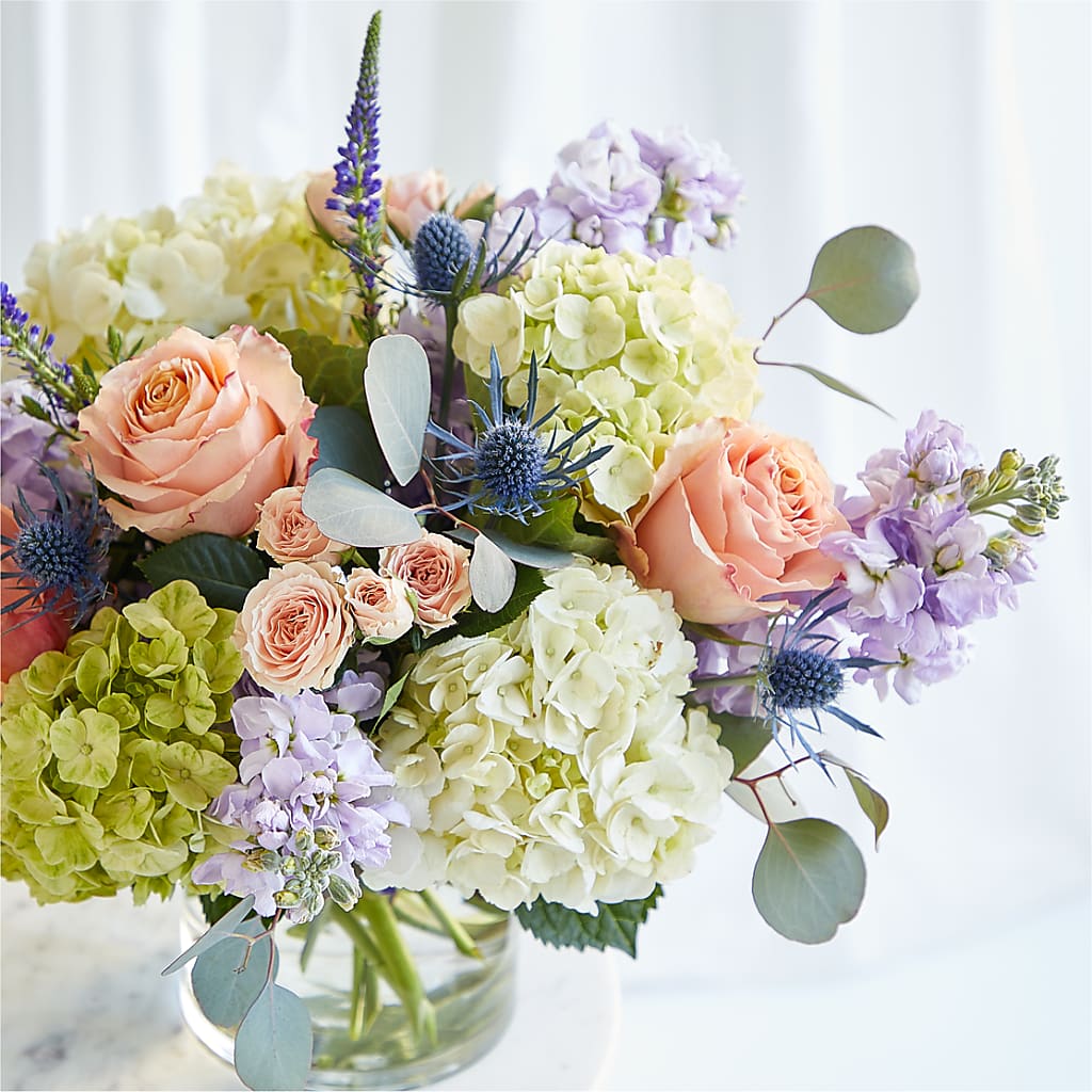 Porch Swing Bouquet – VERN'S SHARONVILLE FLORIST, Cincinnati OH