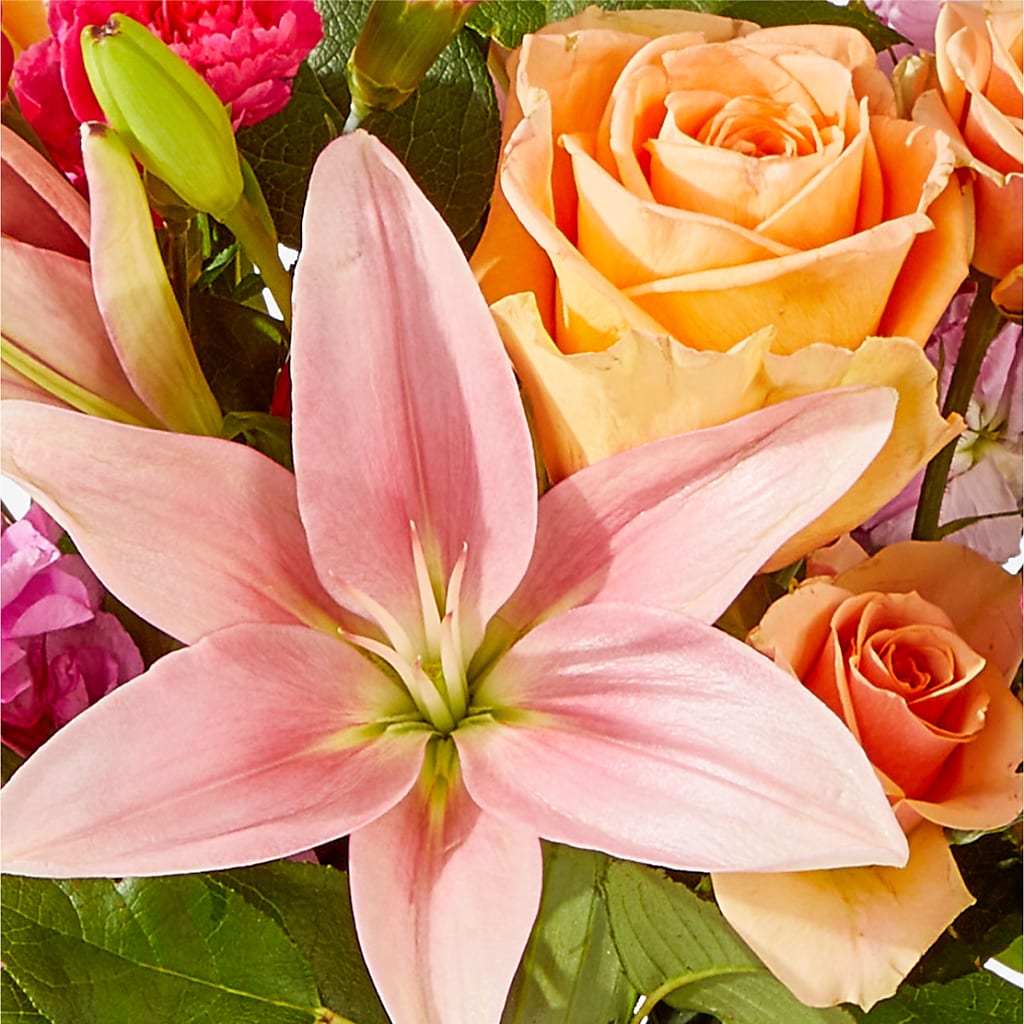 Bisous Bouquet – VERN'S SHARONVILLE FLORIST, Cincinnati OH
